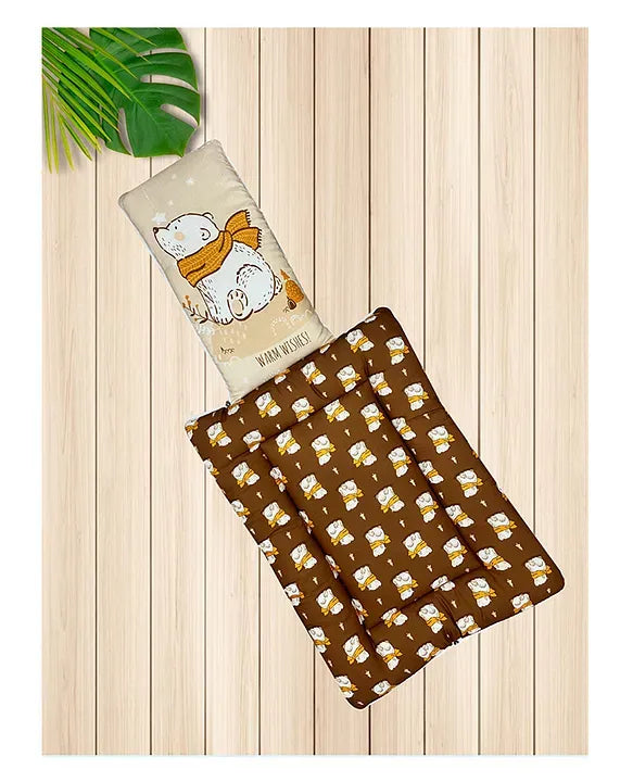 inner view of baby sleeping bag